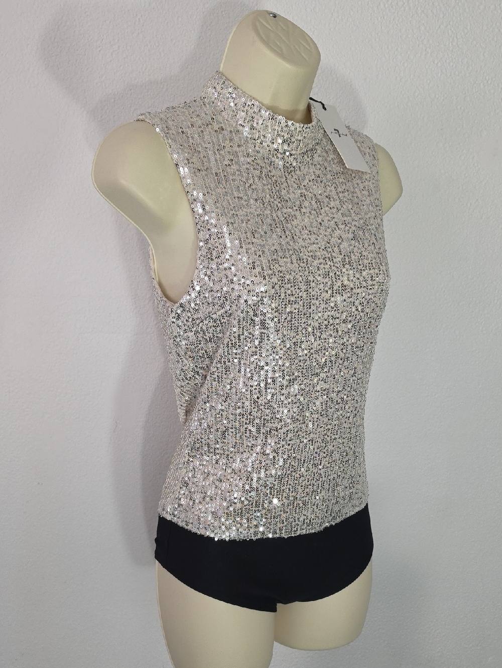 7 for all mankind Sleeveless Sequin Tank Style Mock Neck Bodysuit Silver Size M - Picture 10 of 17